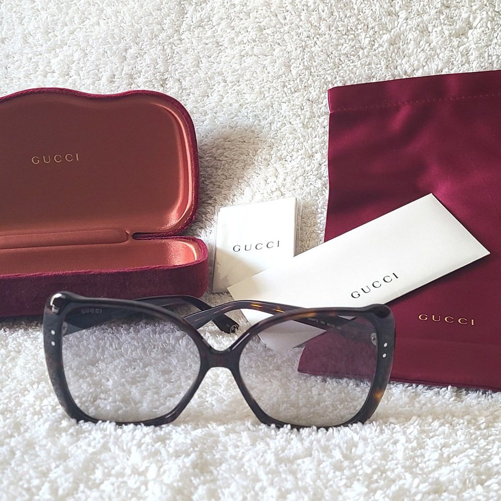GUCCI 62mm Oversize Butterfly Sunglasses (EUC)